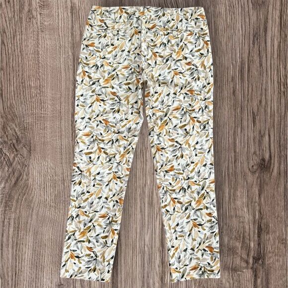 Zara Basic Chic Elegant Women’s Size 8 Floral Leaf Print Pants - Picture 2 of 5